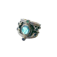 Load image into Gallery viewer, Silver ring with gemstones